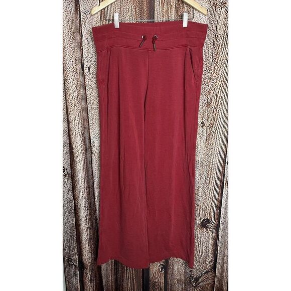Athleta Womens Red Straight Leg Athletic Sweatpants Size Tall Large - Picture 1 of 3